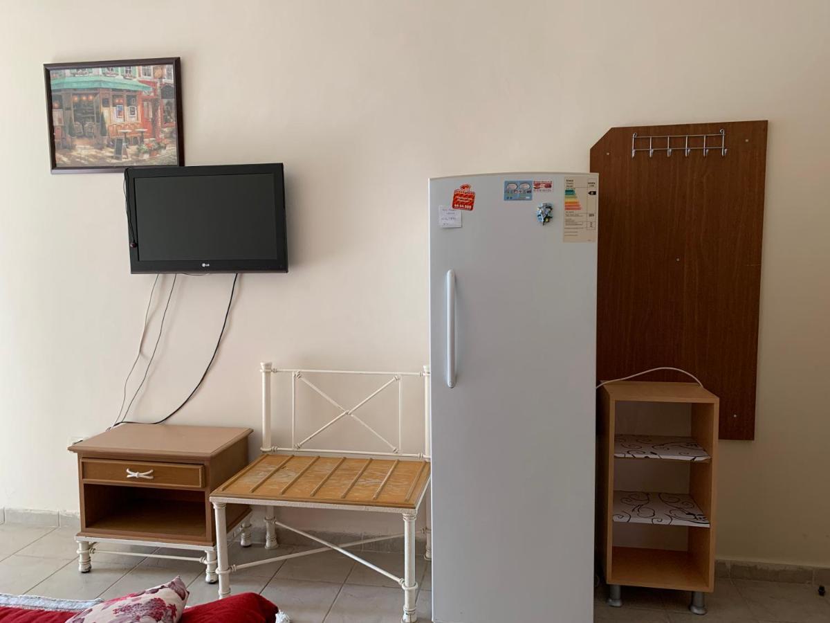Cizmeci Apart Hotel Çeşme Exteriör bild
